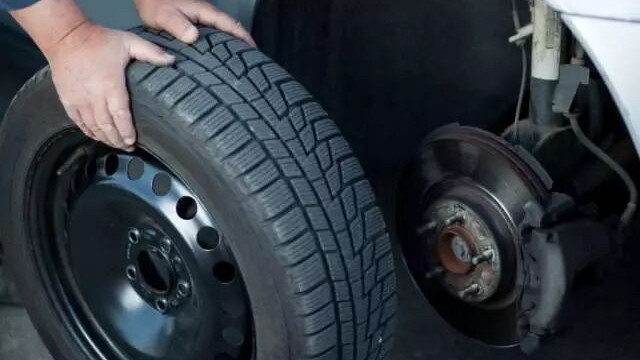 汽車車輪為什么要做動平衡？